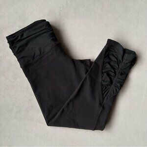 Lululemon ~ Embrace Crop Leggings ~ Black ~ Womens Size 6